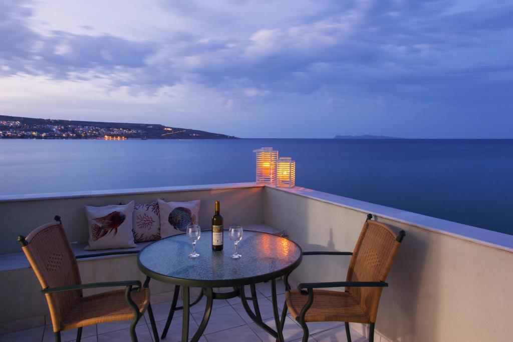 Apartment Minos &