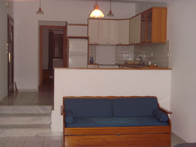 Minos & * Sitia (Crete)