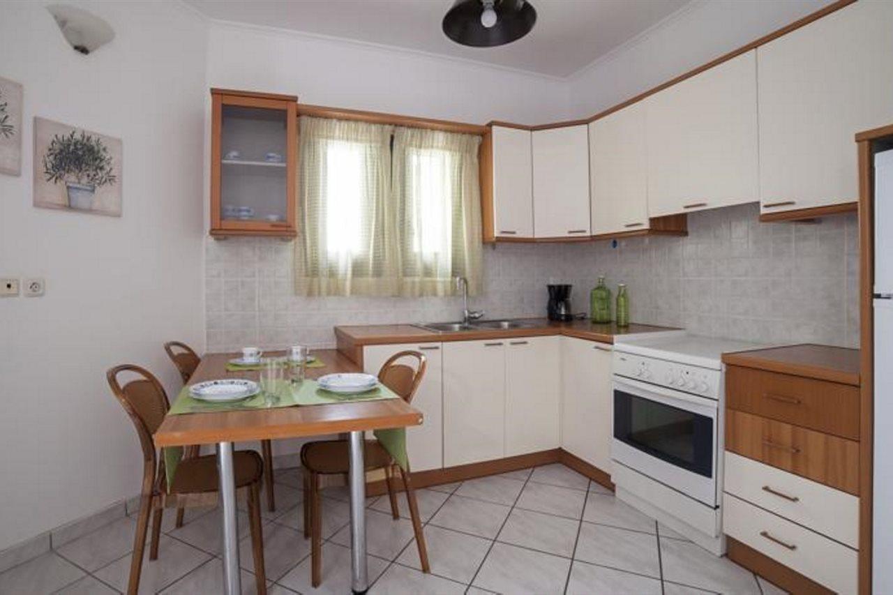 Apartment Minos & *