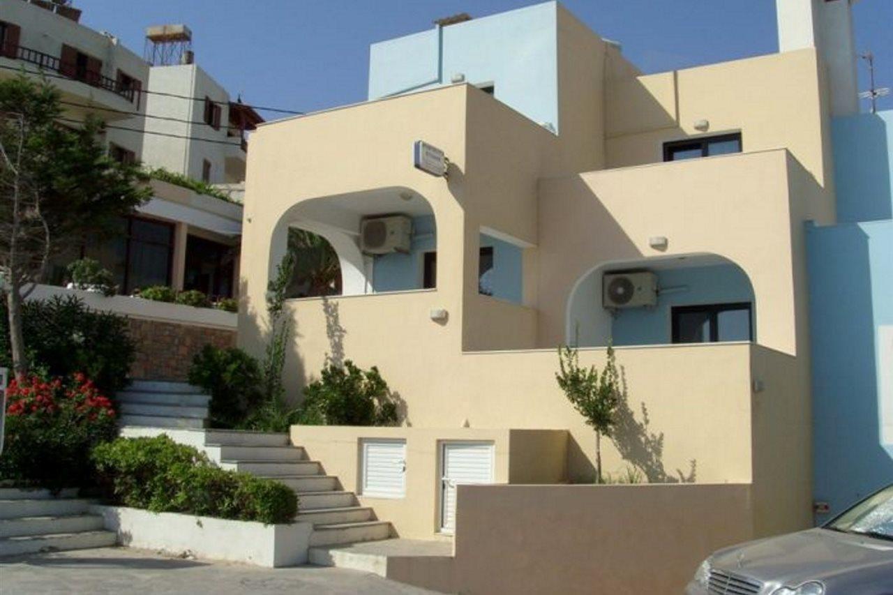 Apartment Minos &