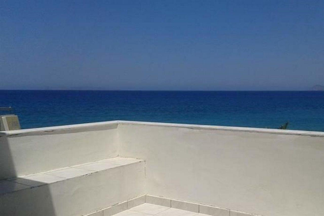 Apartament Minos & *